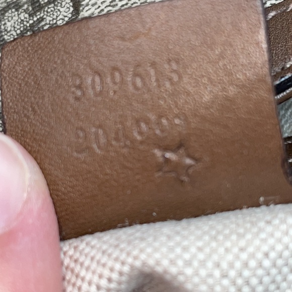 Authentic gucci GG medium totes - Picture 12 of 15